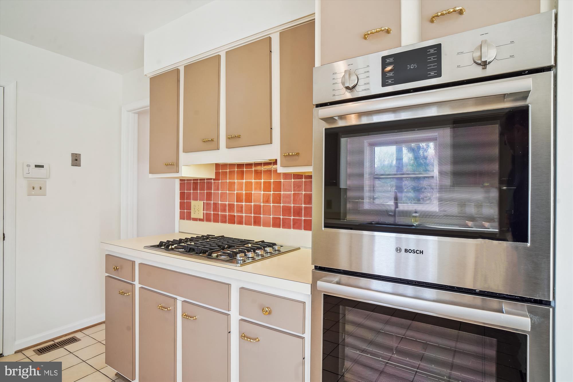 LUXMANOR - Residential