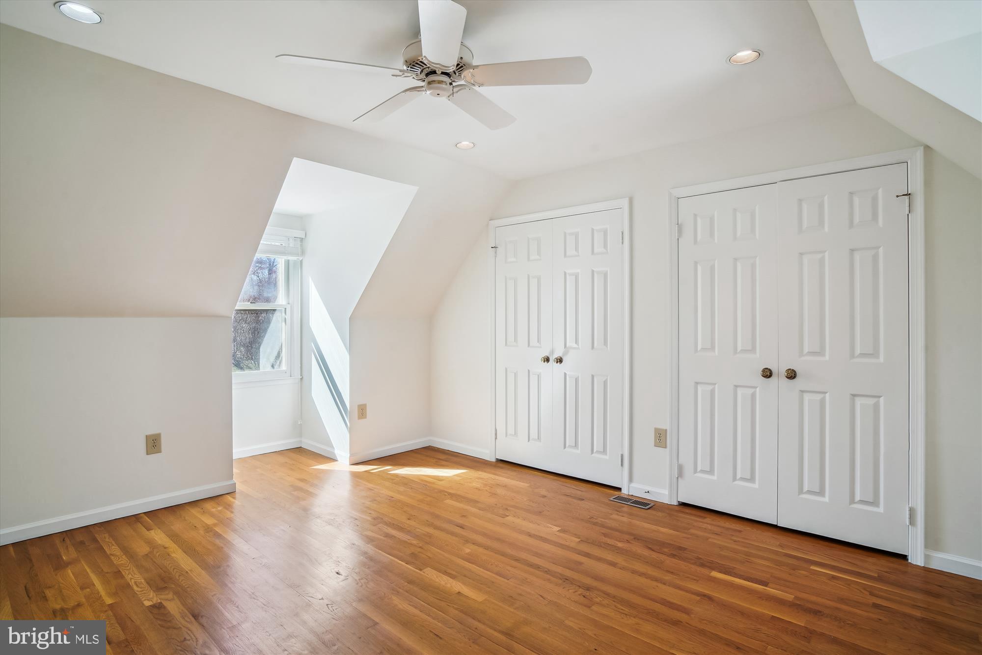 LUXMANOR - Residential