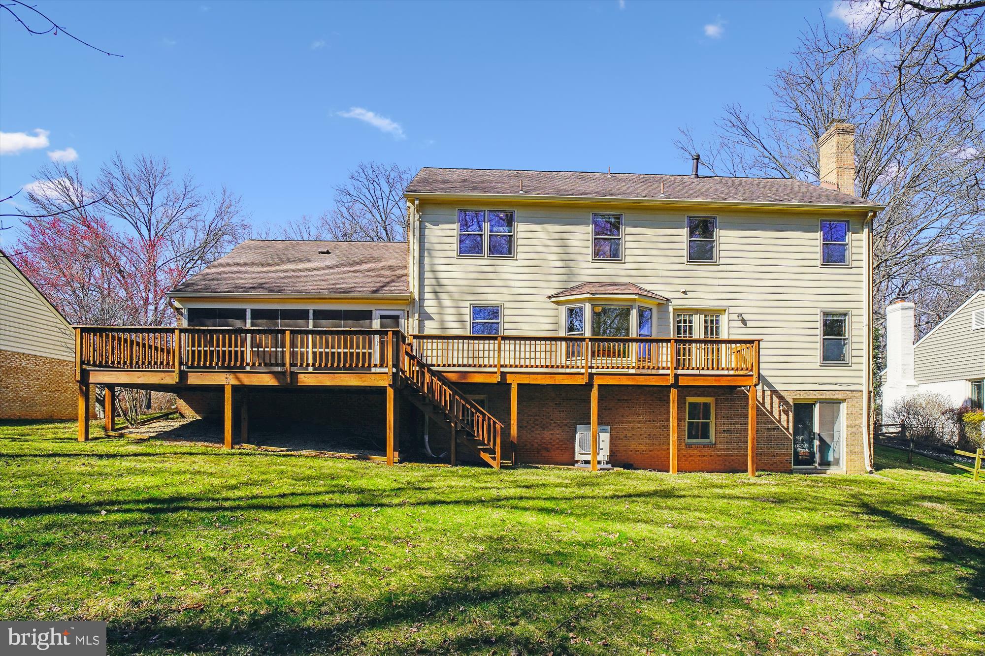 LUXMANOR - Residential