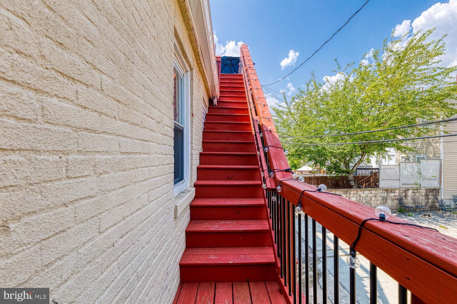 BUTCHERS HILL - Residential Lease