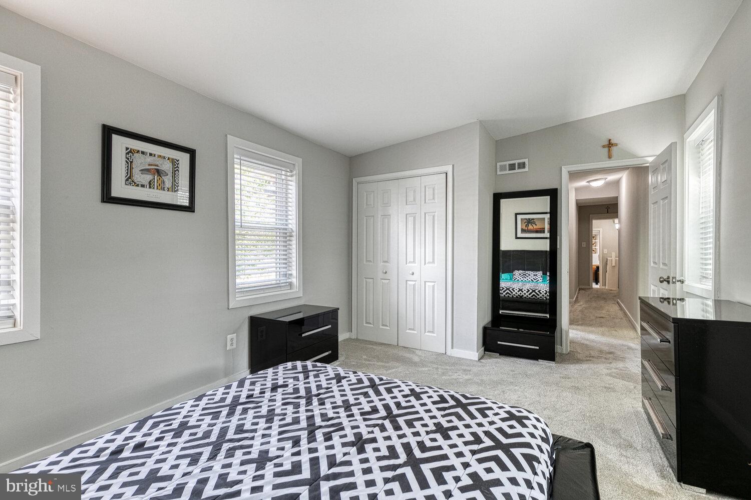 BUTCHERS HILL - Residential Lease