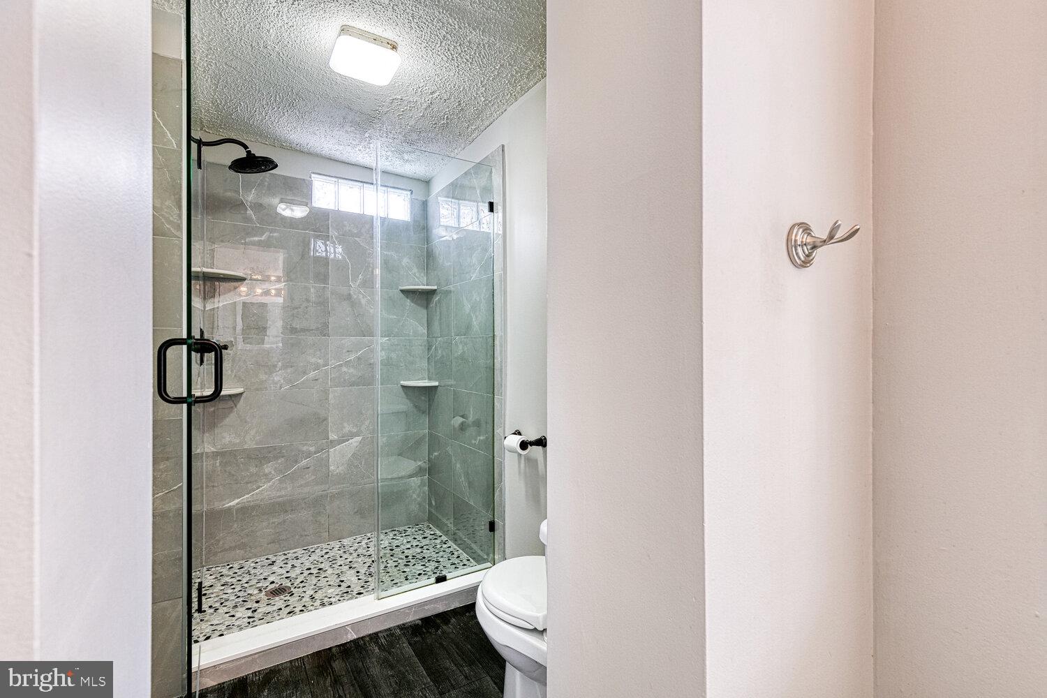 BUTCHERS HILL - Residential Lease