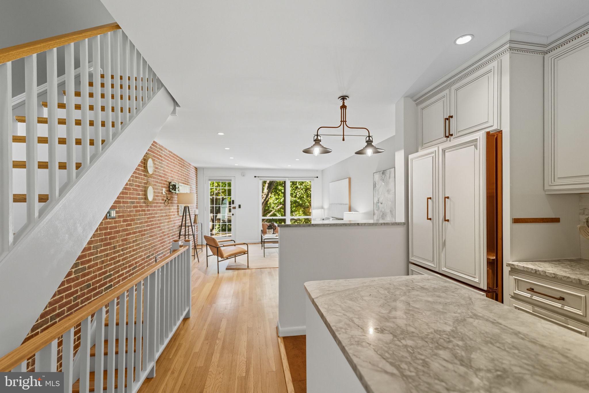 237 G STREET SW 120