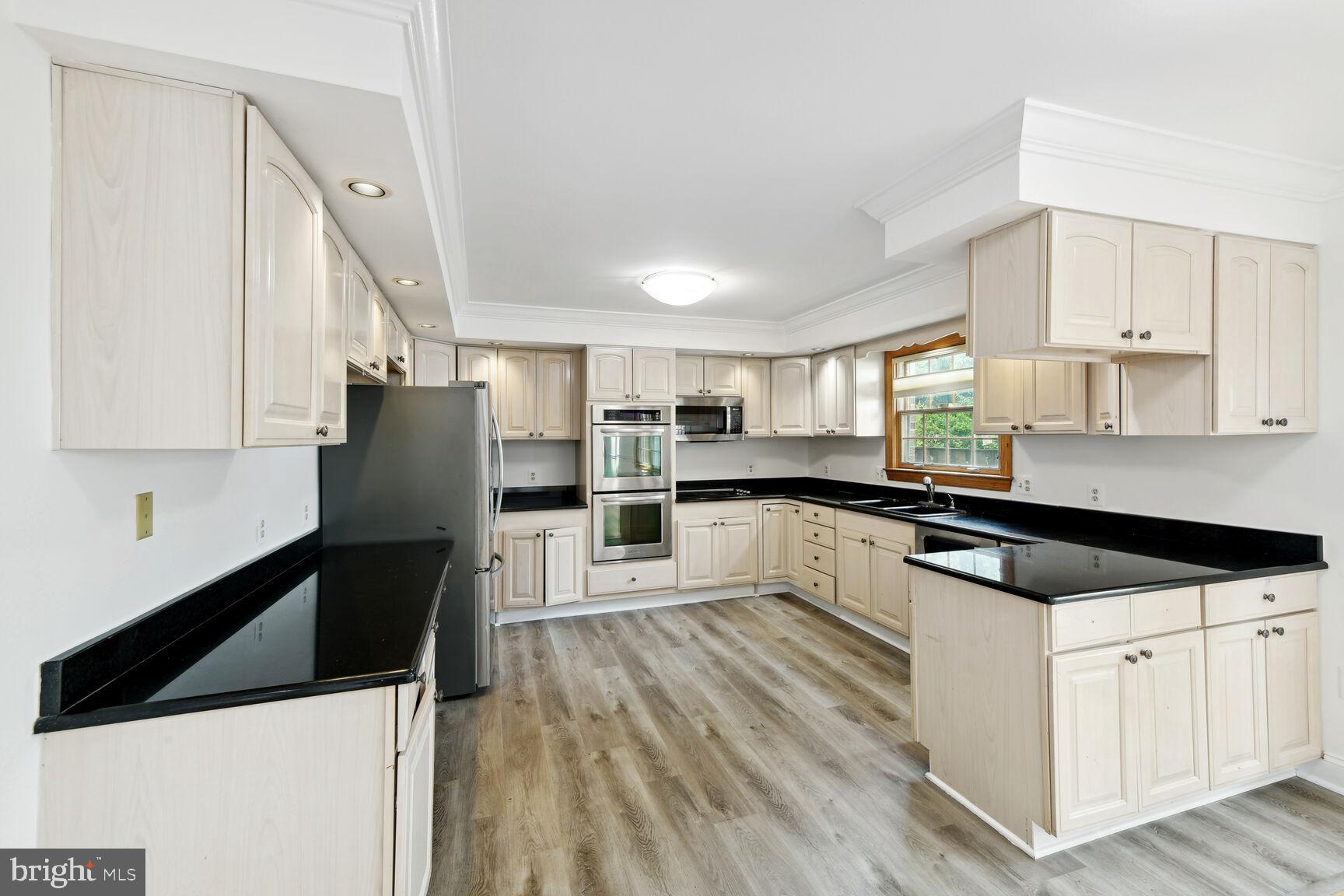 HUNTINGTON TERRACE - Residential