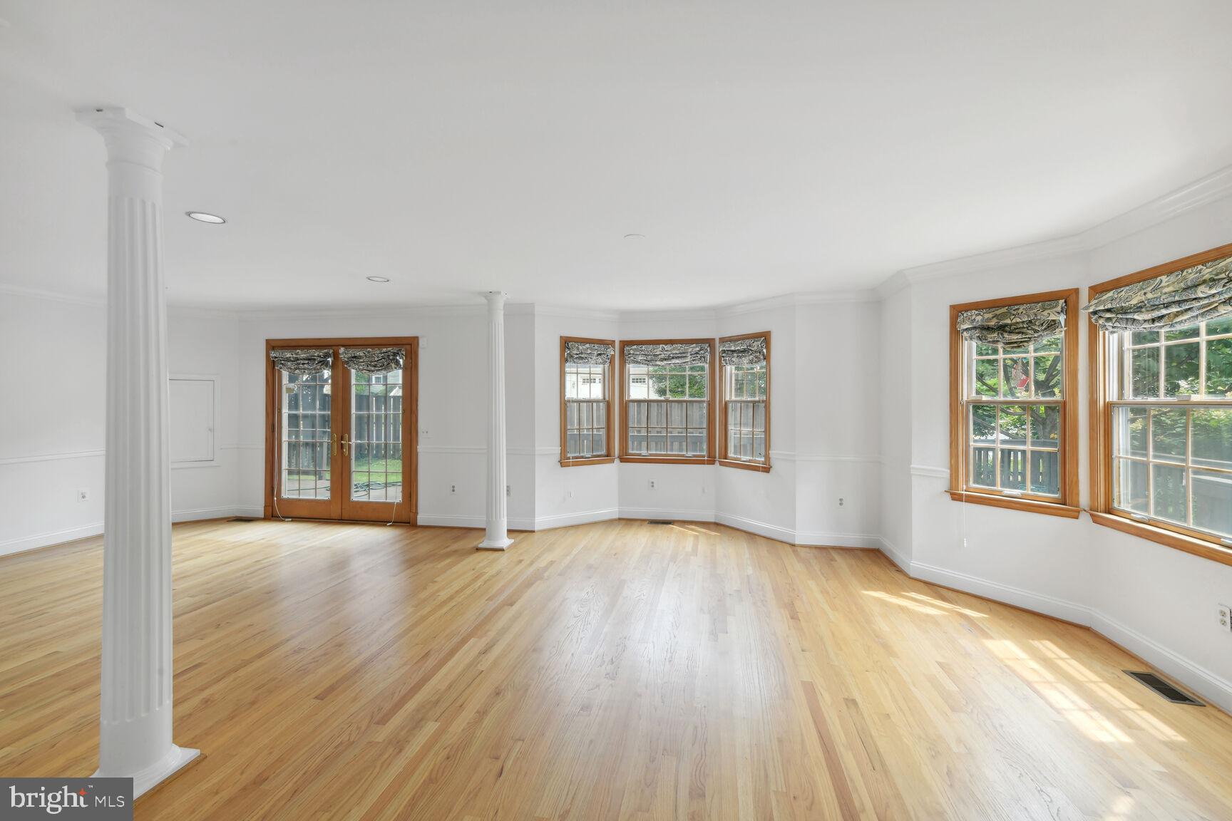 HUNTINGTON TERRACE - Residential