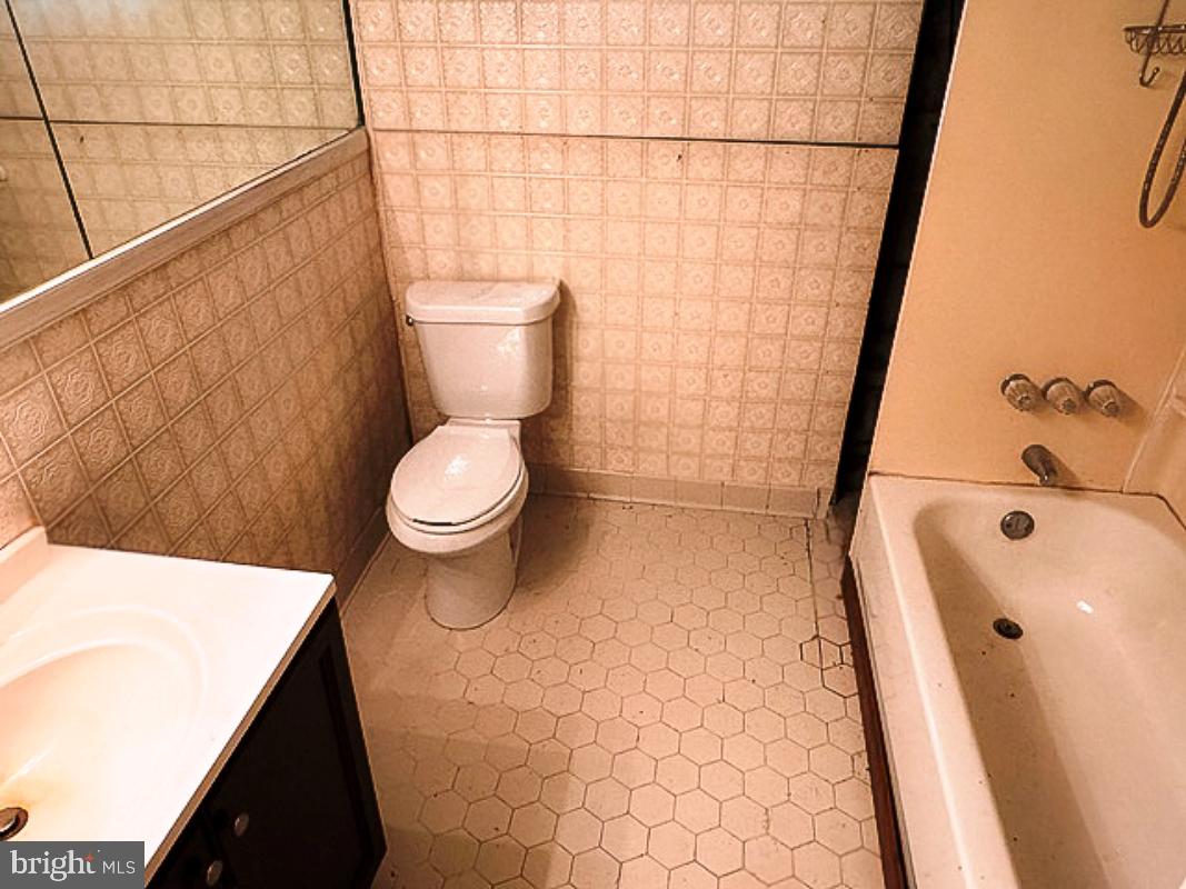 PARIS ESTATES - Residential