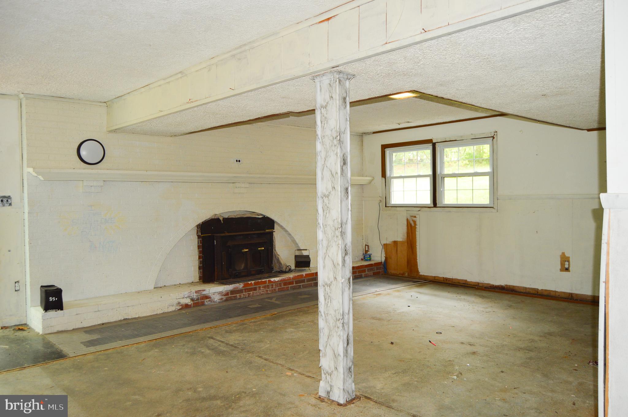 PARIS ESTATES - Residential