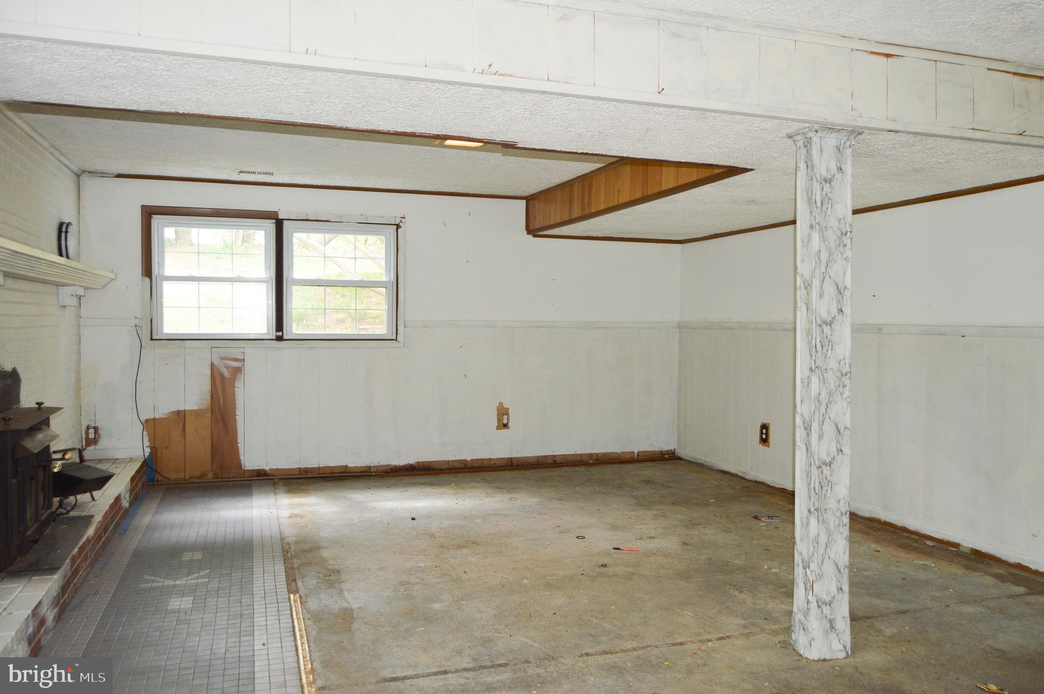 PARIS ESTATES - Residential