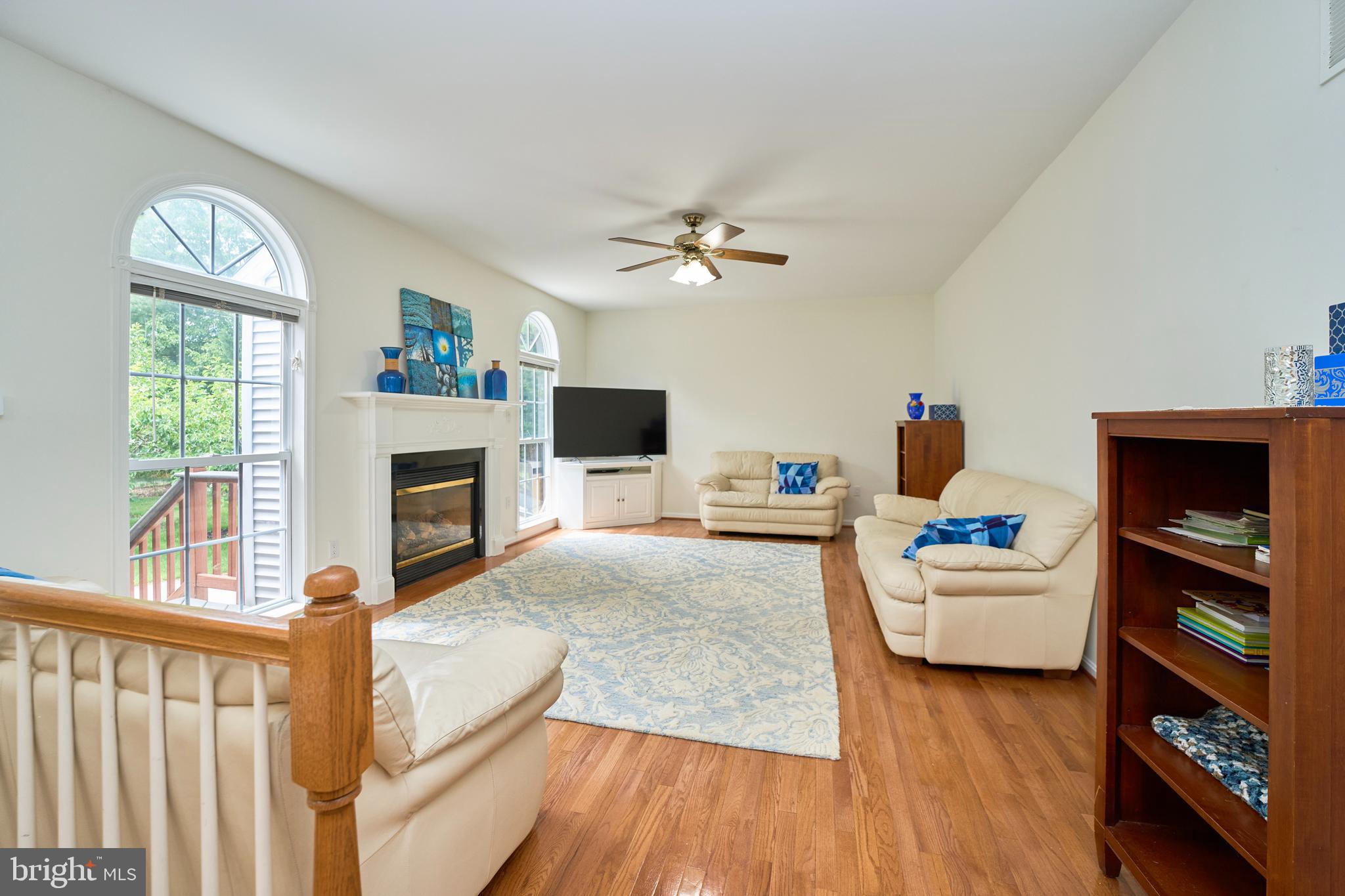 ASHBURN VILLAGE - Residential