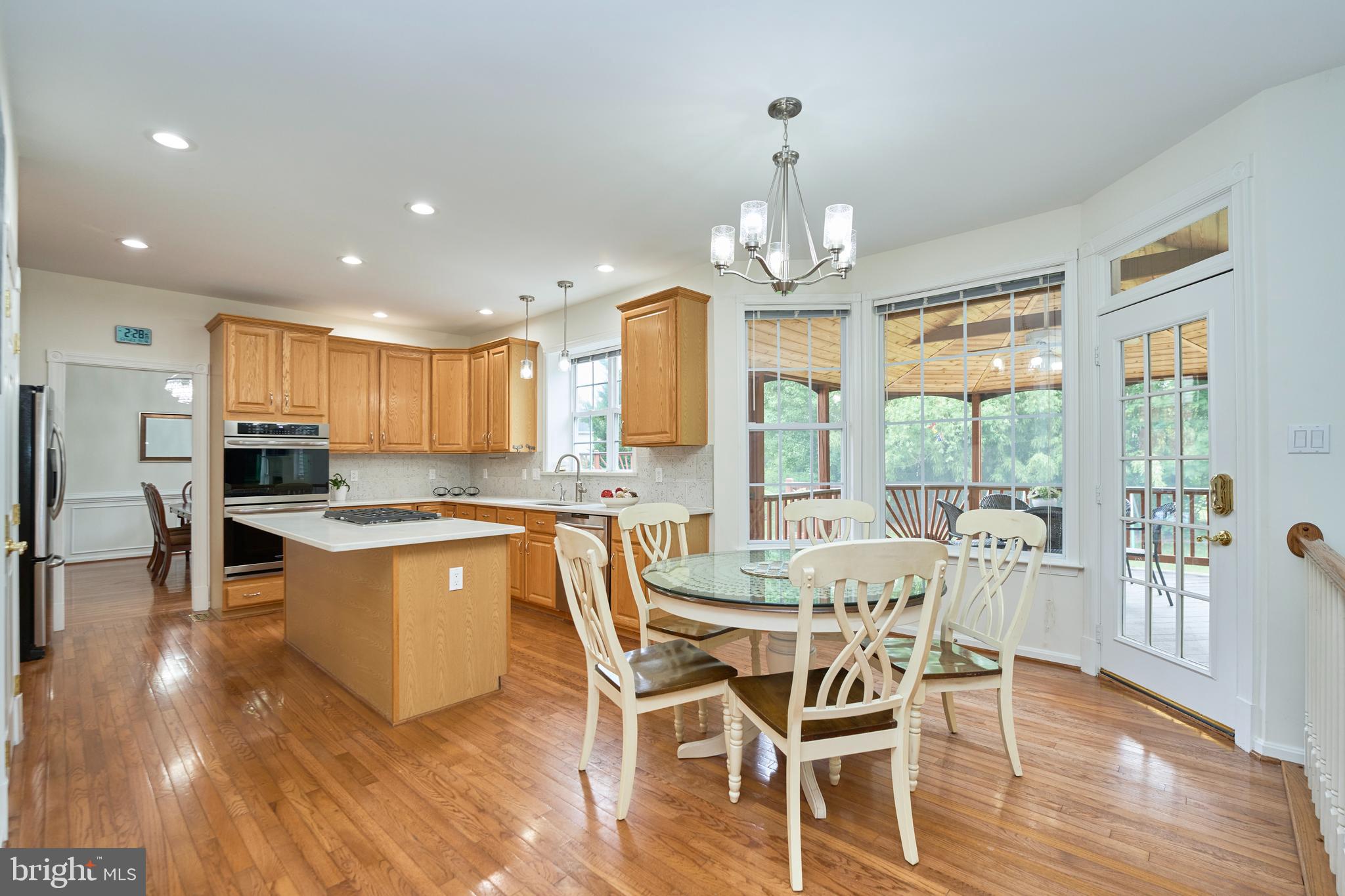 ASHBURN VILLAGE - Residential