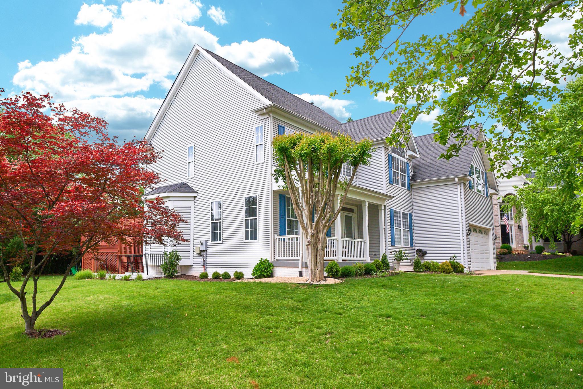 ASHBURN VILLAGE - Residential