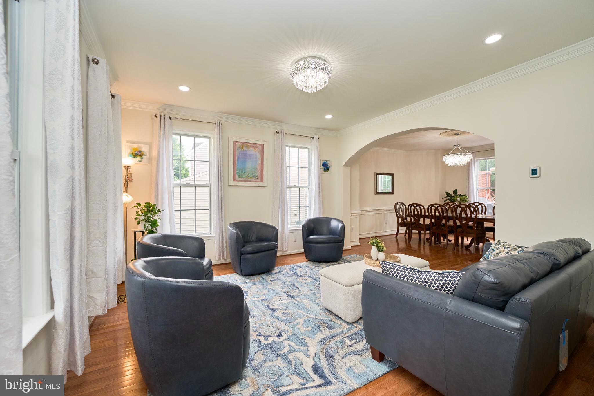 ASHBURN VILLAGE - Residential