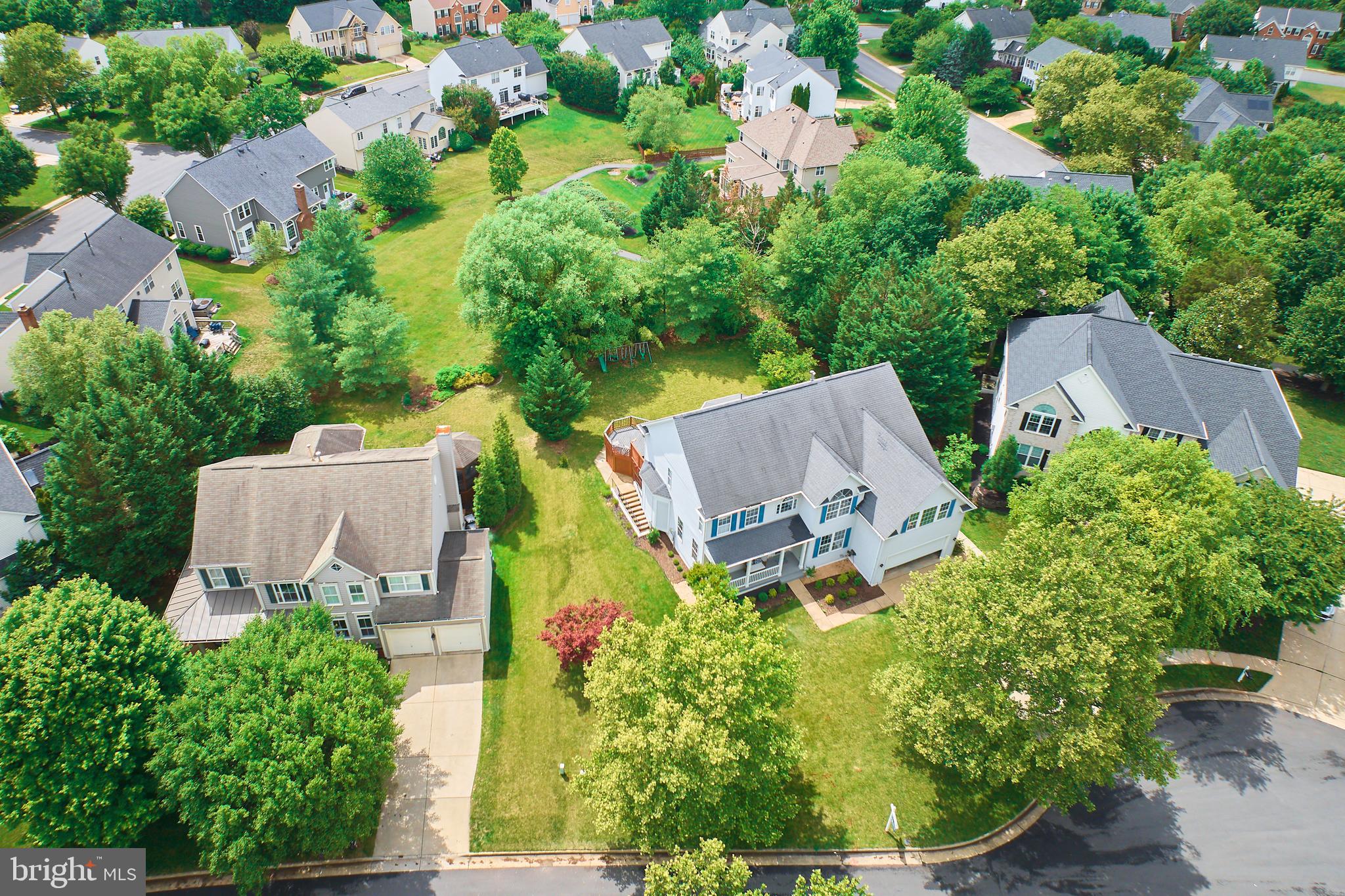 ASHBURN VILLAGE - Residential