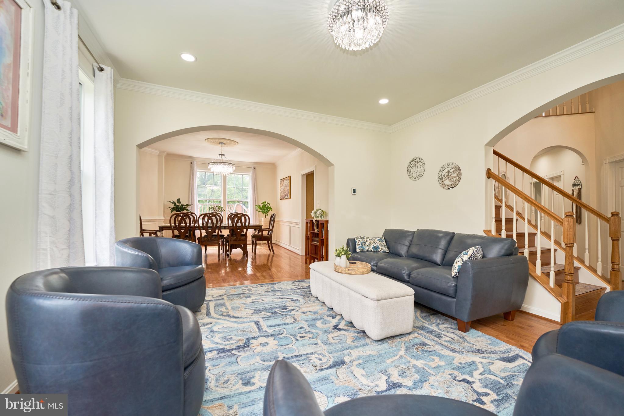ASHBURN VILLAGE - Residential