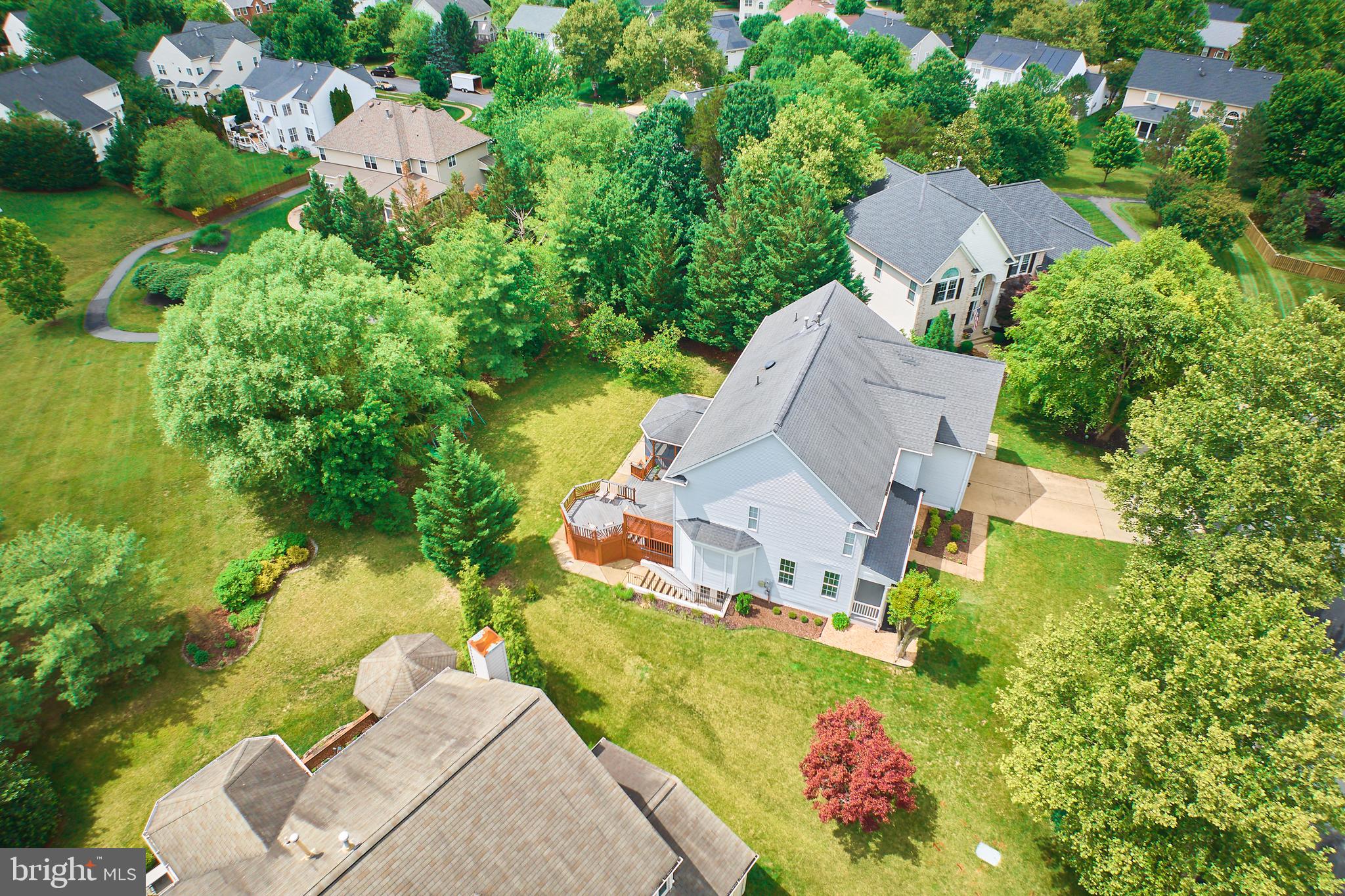 ASHBURN VILLAGE - Residential