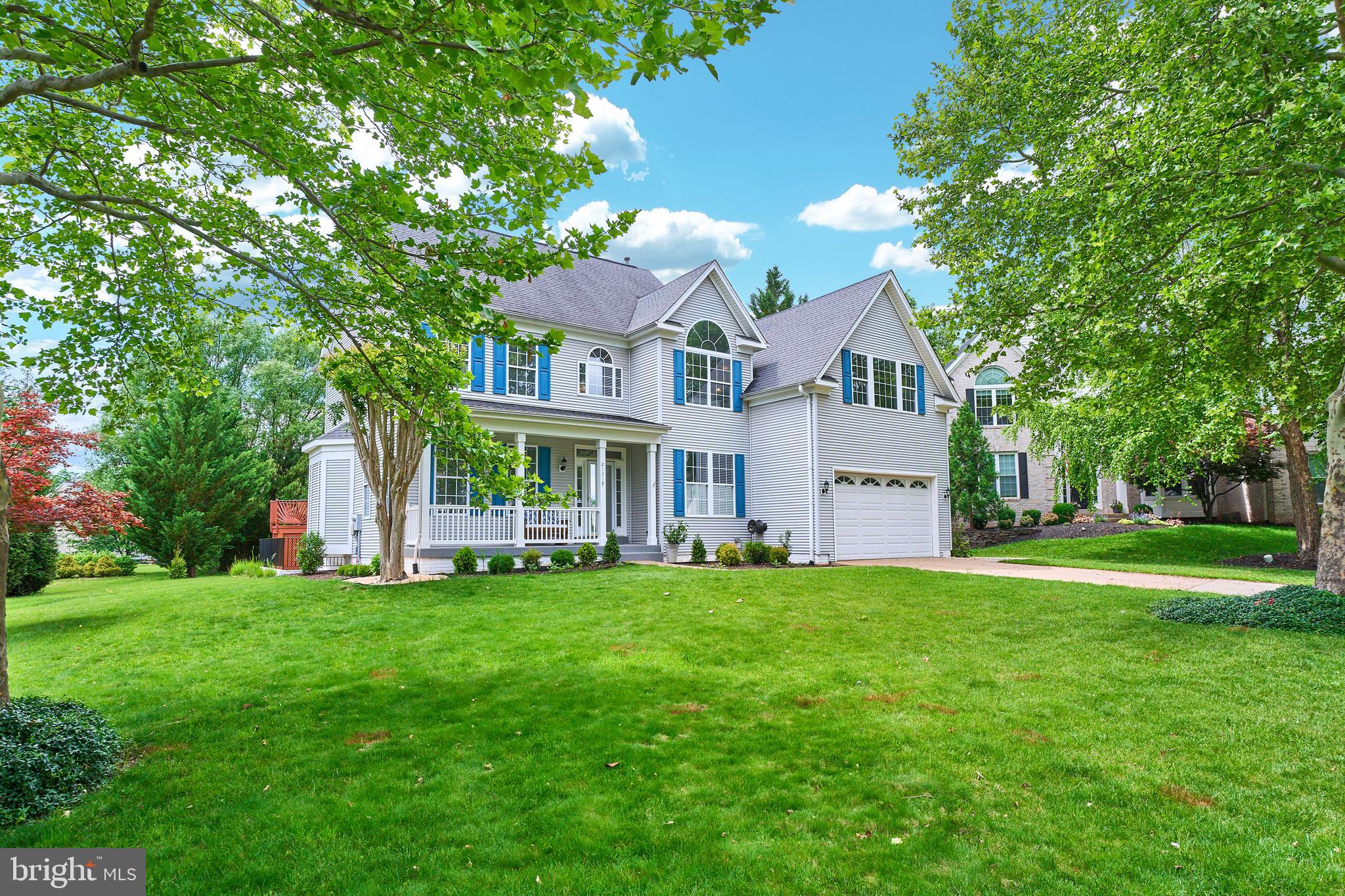 ASHBURN VILLAGE - Residential
