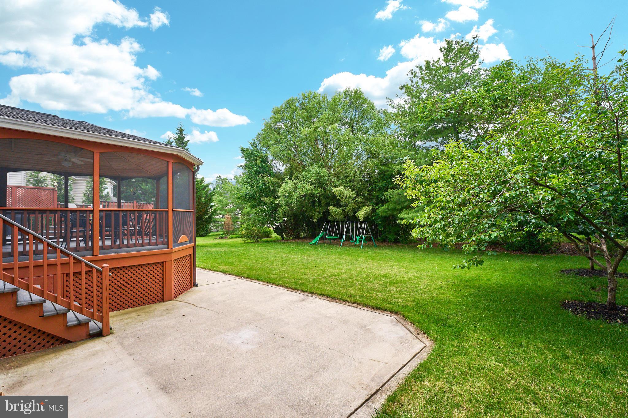 ASHBURN VILLAGE - Residential