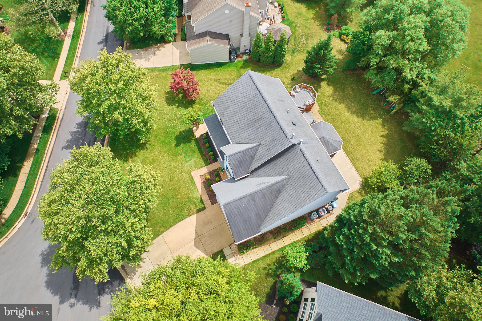 ASHBURN VILLAGE - Residential