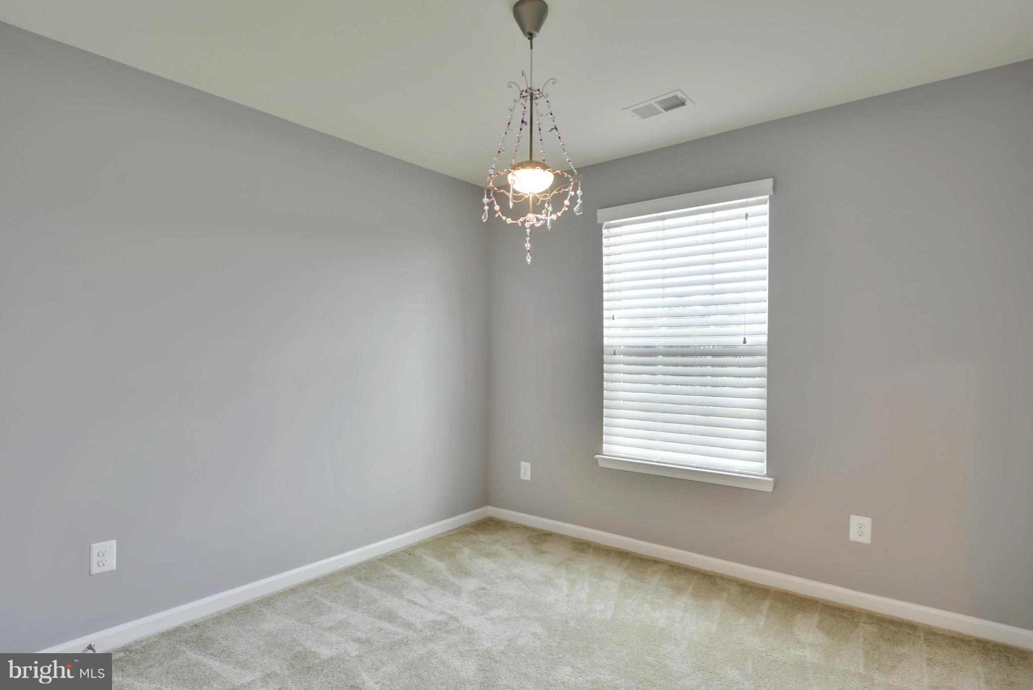 SEVEN HILLS - Residential