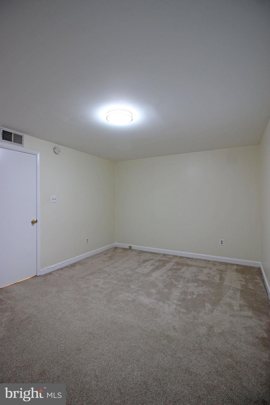 GROSVENOR PARK - Residential Lease