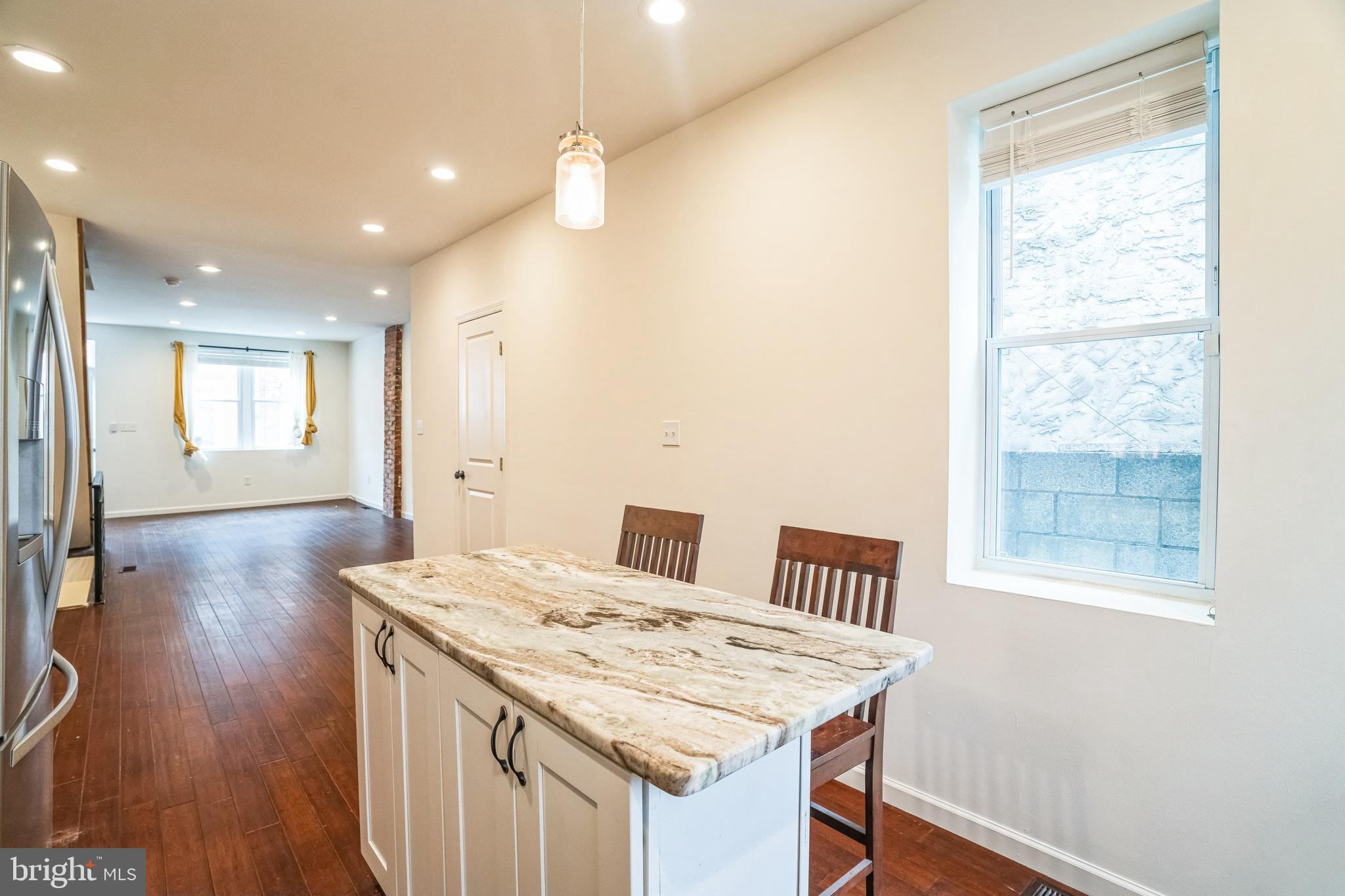 POINT BREEZE - Residential