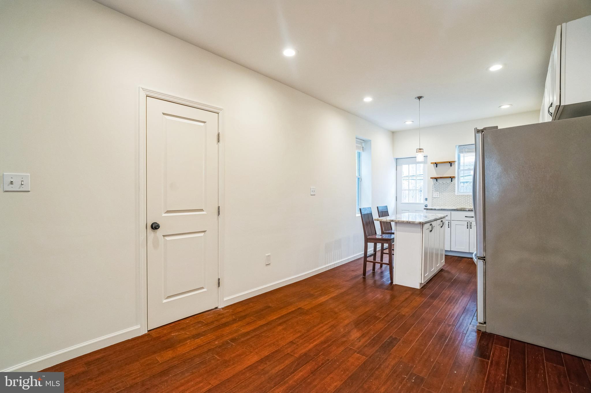 POINT BREEZE - Residential