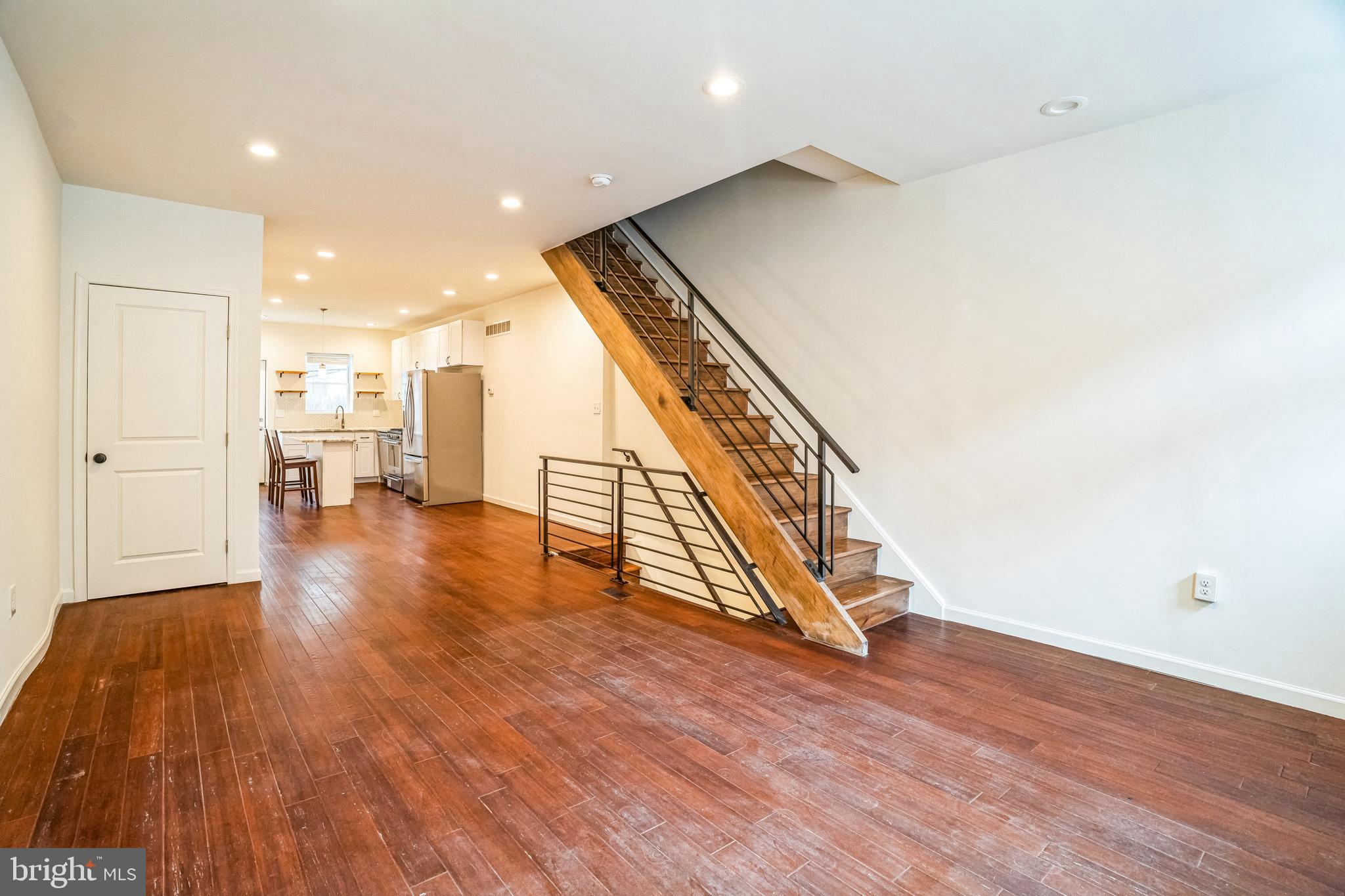 POINT BREEZE - Residential