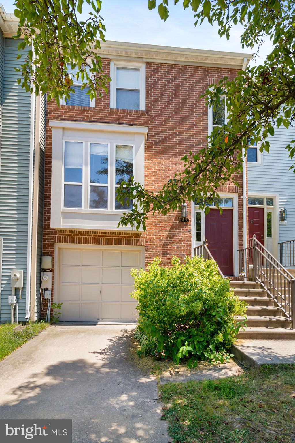 WOODLAND PARK - Residential Lease