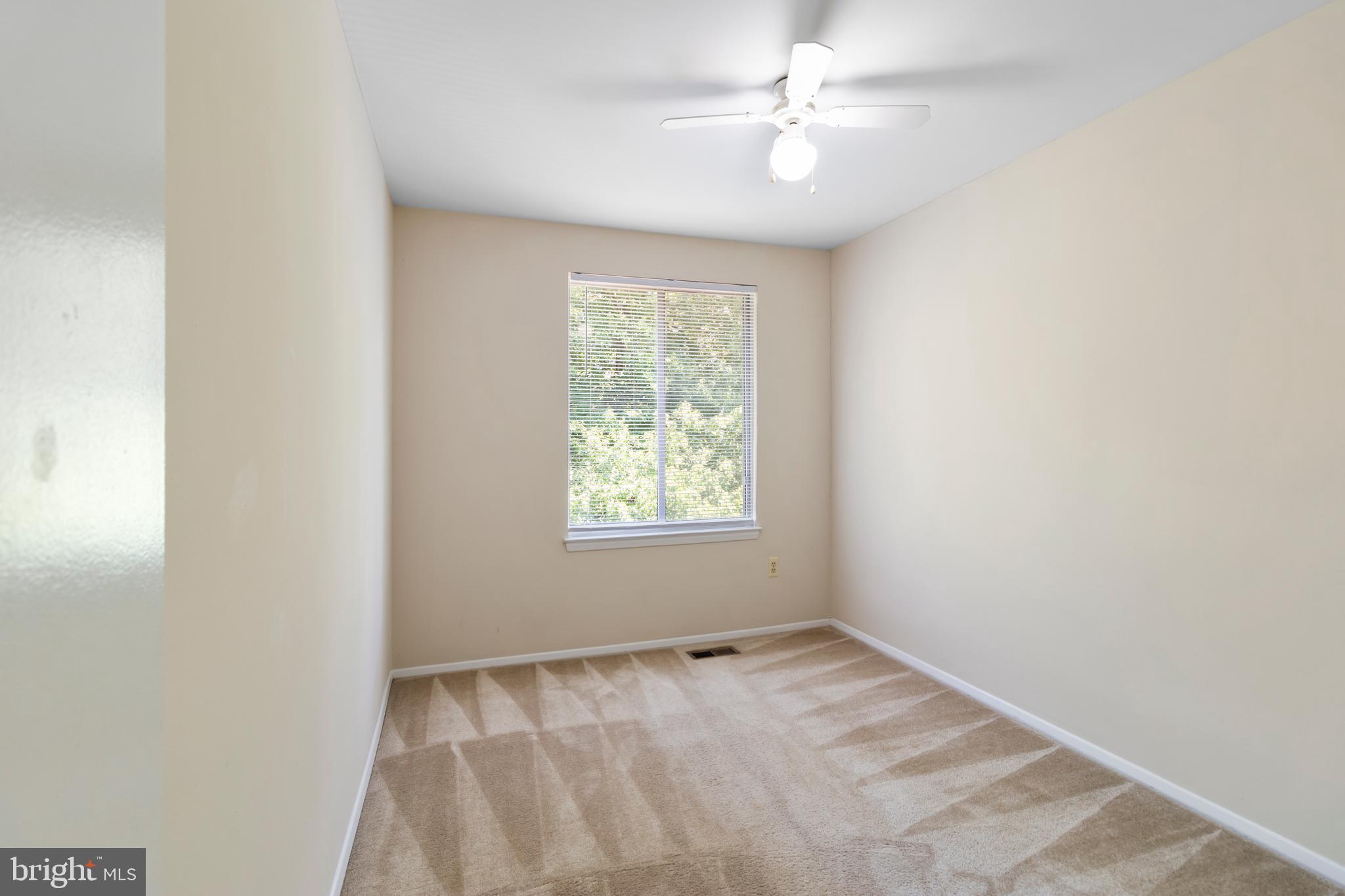 WOODLAND PARK - Residential Lease