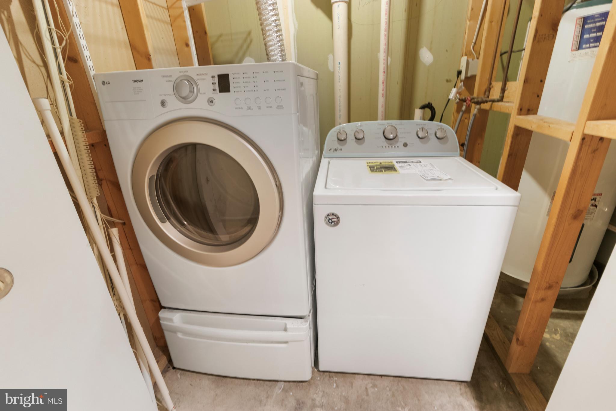 WOODLAND PARK - Residential Lease