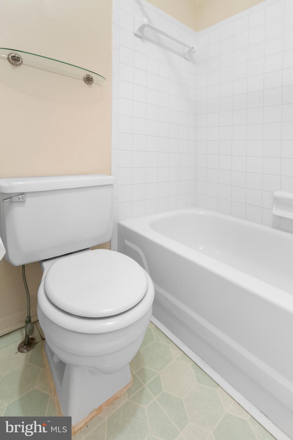 WOODLAND PARK - Residential Lease