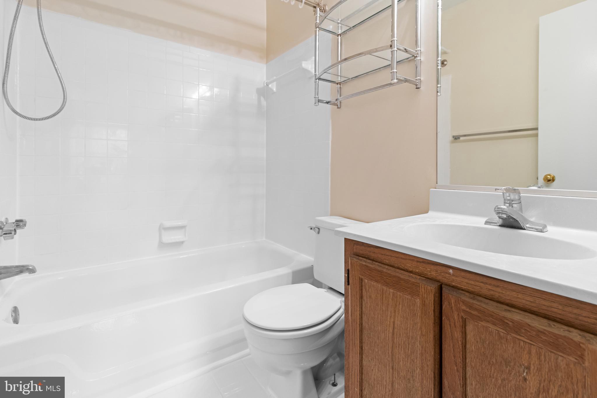 WOODLAND PARK - Residential Lease