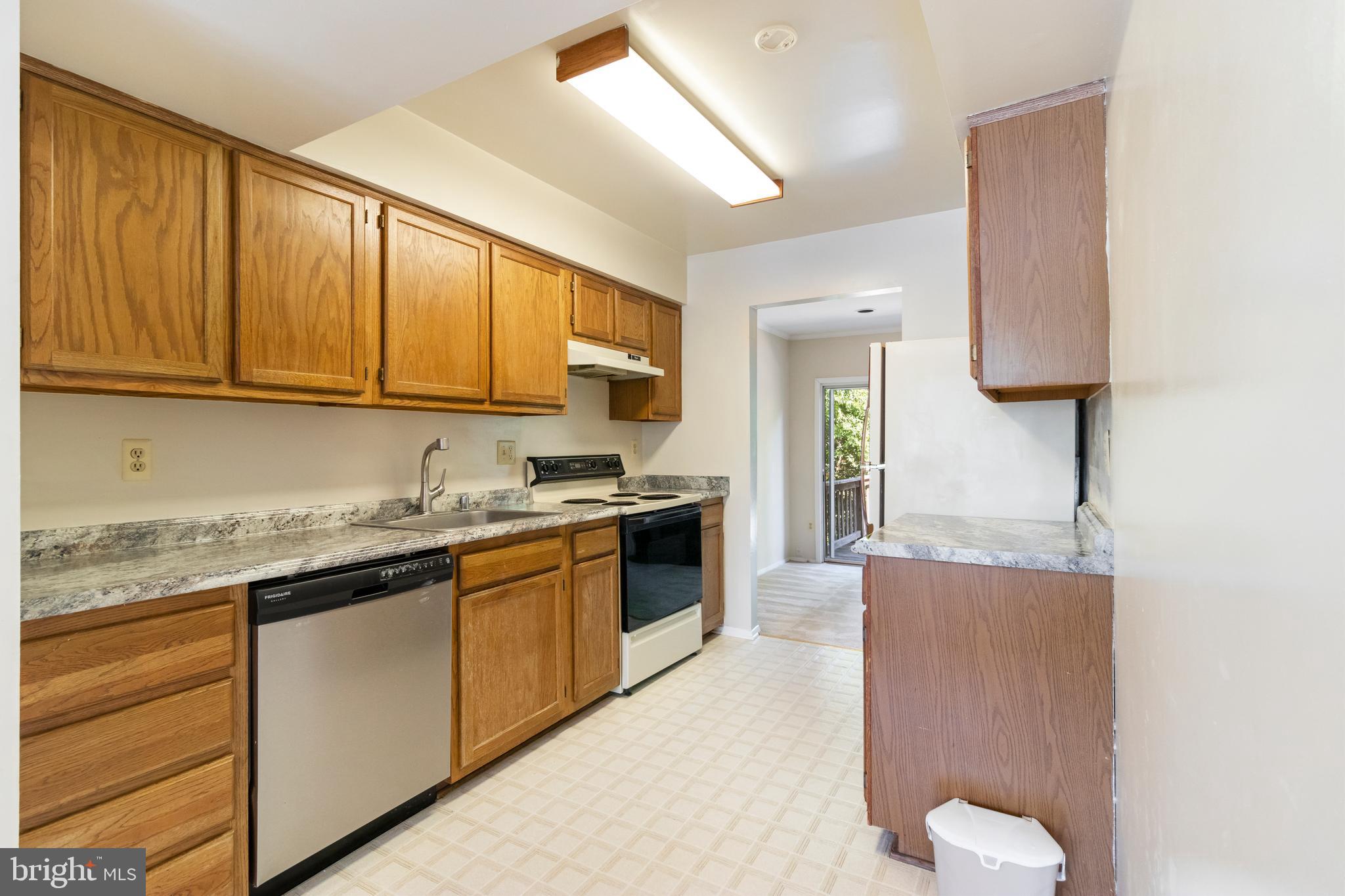 WOODLAND PARK - Residential Lease