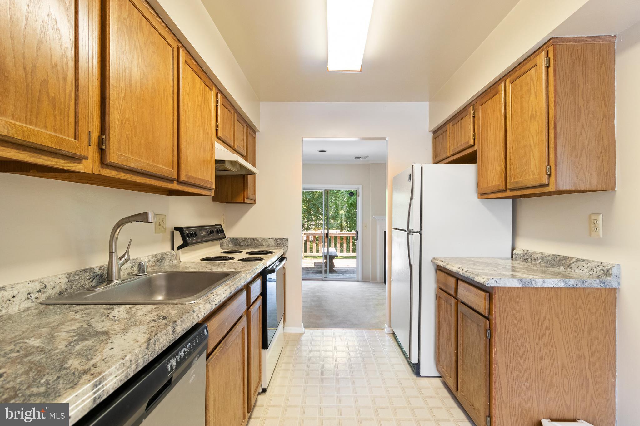 WOODLAND PARK - Residential Lease