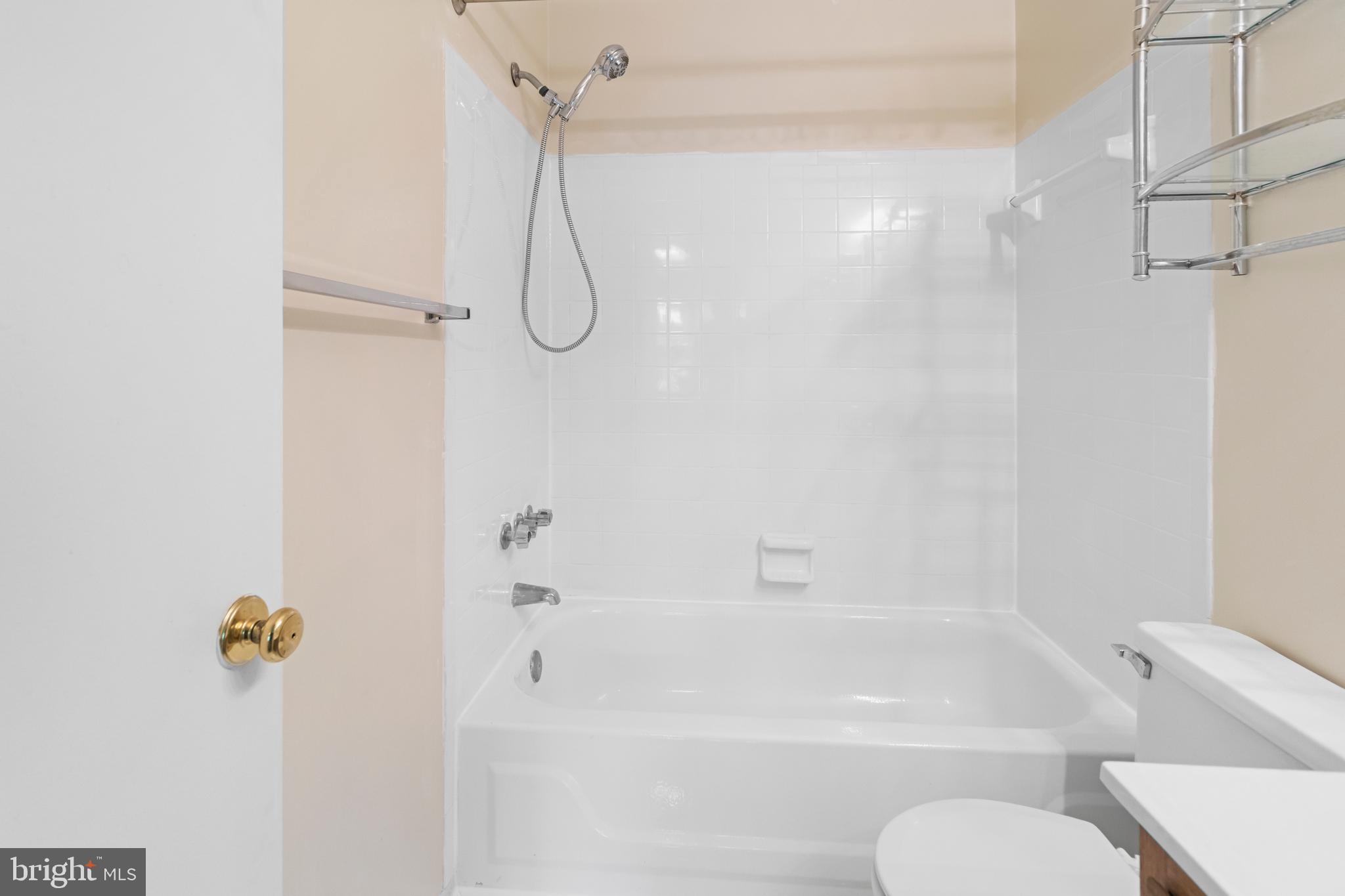 WOODLAND PARK - Residential Lease