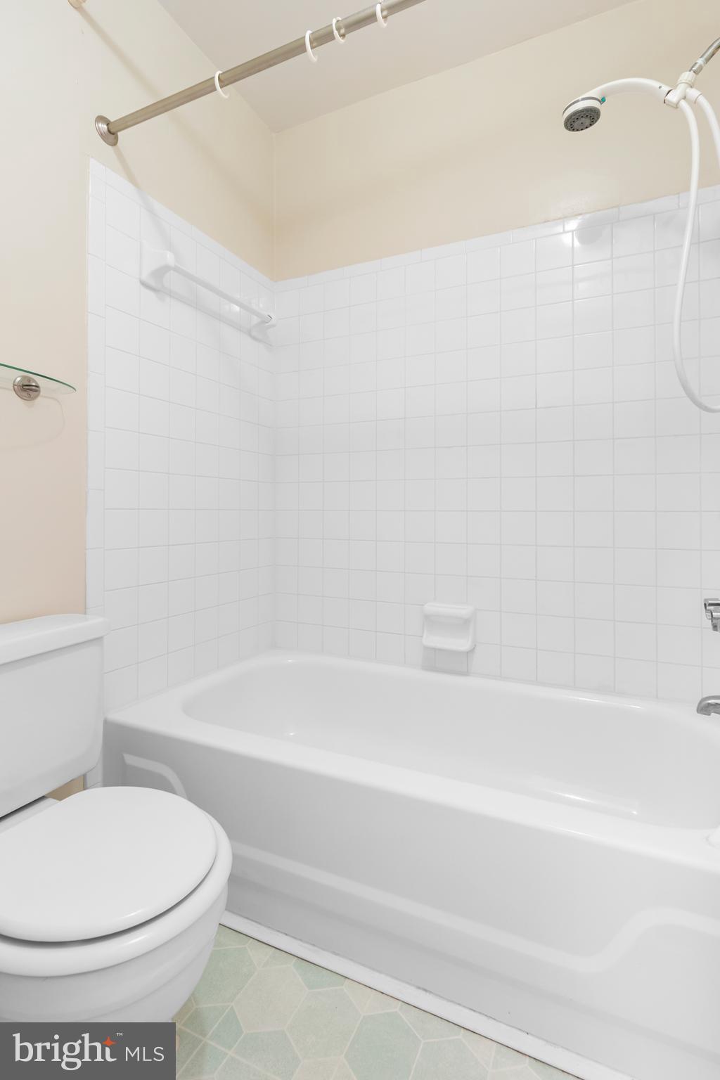 WOODLAND PARK - Residential Lease