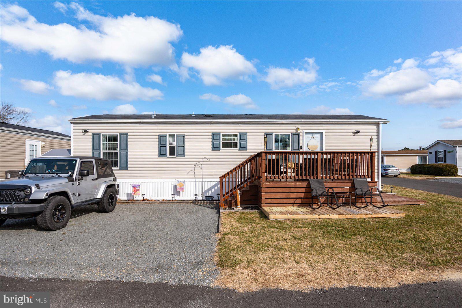 SALT LIFE PARK LLC - Residential