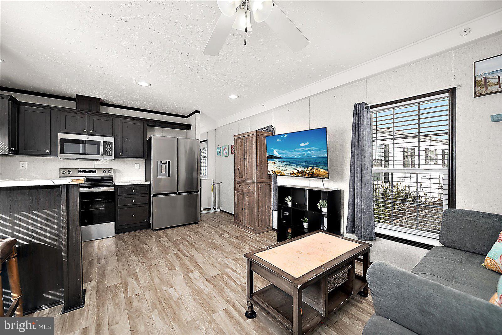 SALT LIFE PARK LLC - Residential