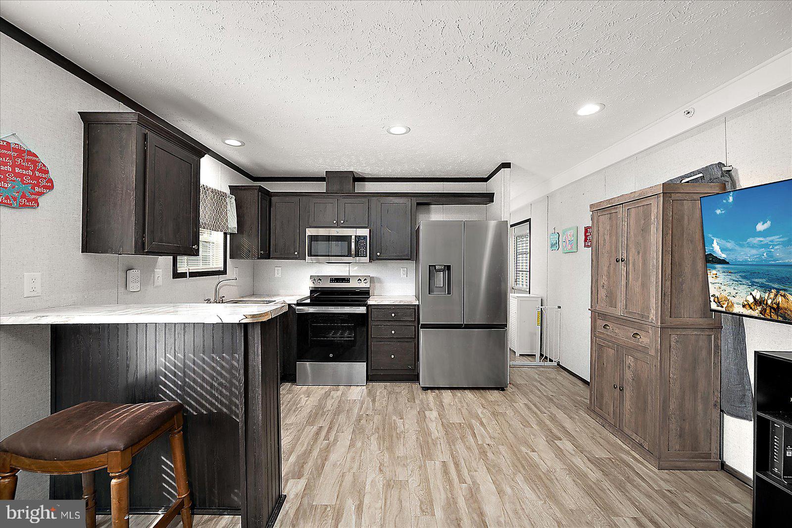 SALT LIFE PARK LLC - Residential