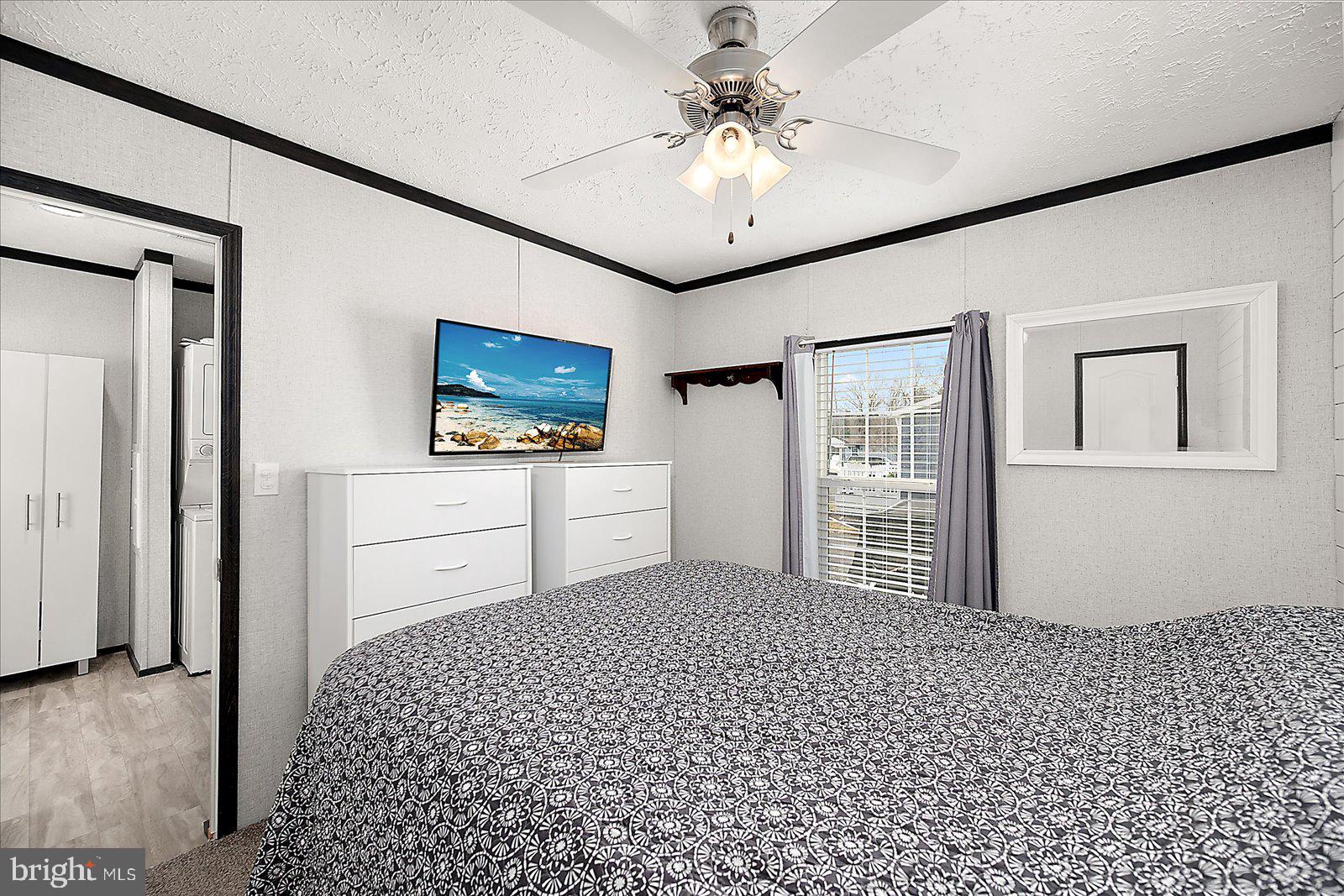 SALT LIFE PARK LLC - Residential