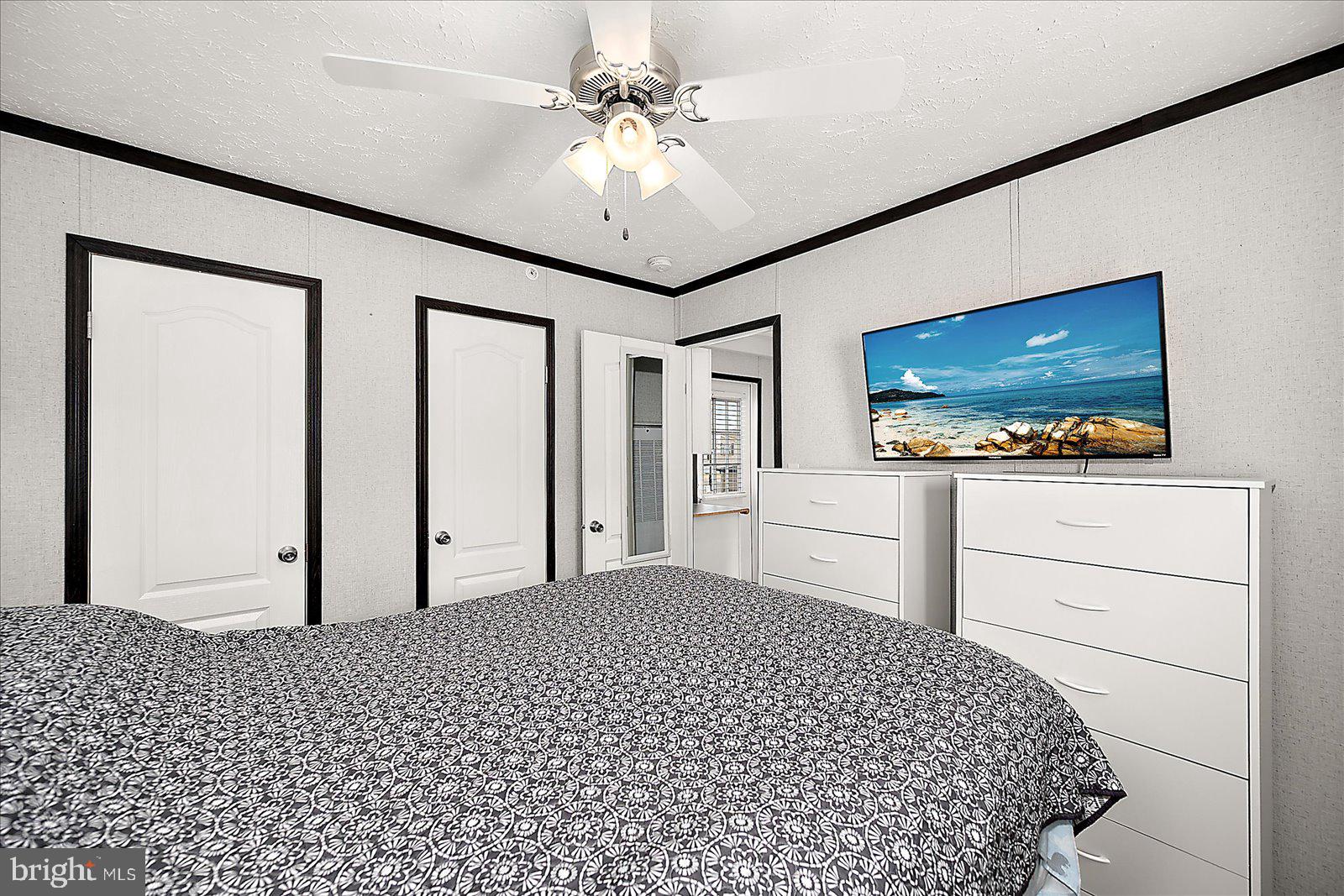 SALT LIFE PARK LLC - Residential