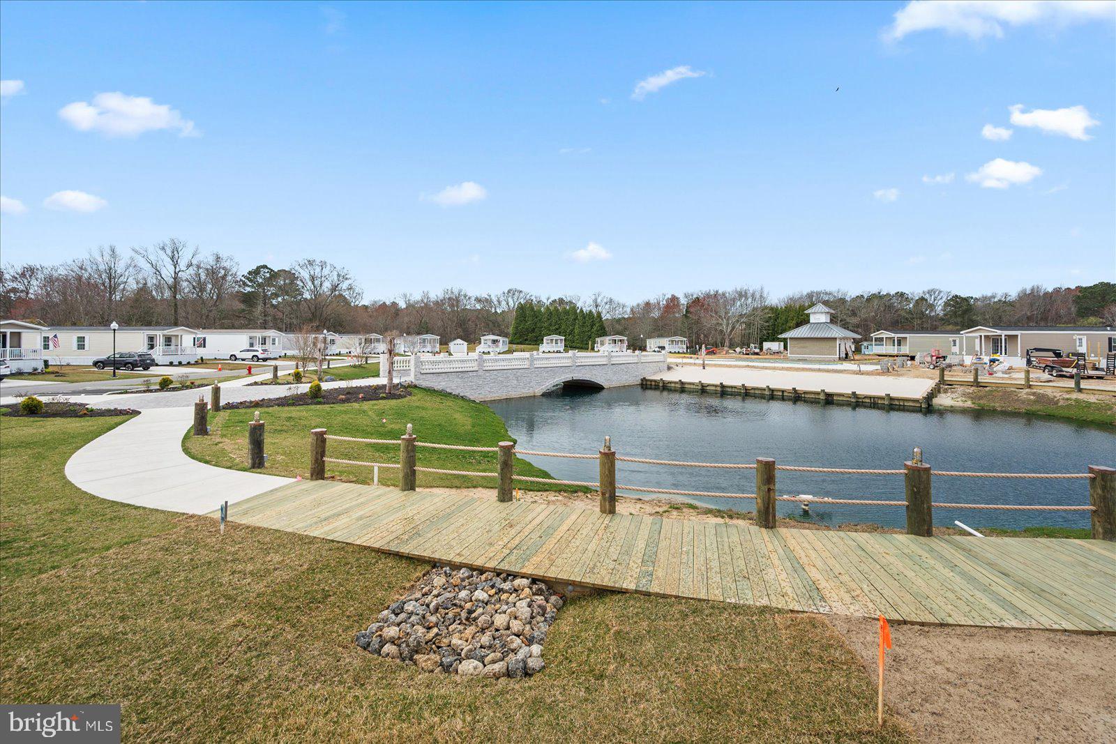 SALT LIFE PARK LLC - Residential