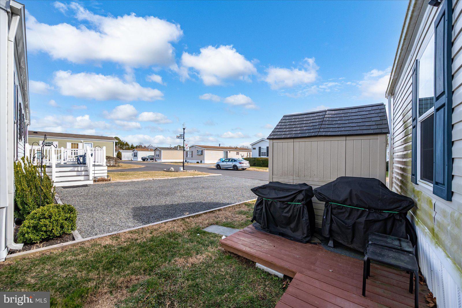 SALT LIFE PARK LLC - Residential