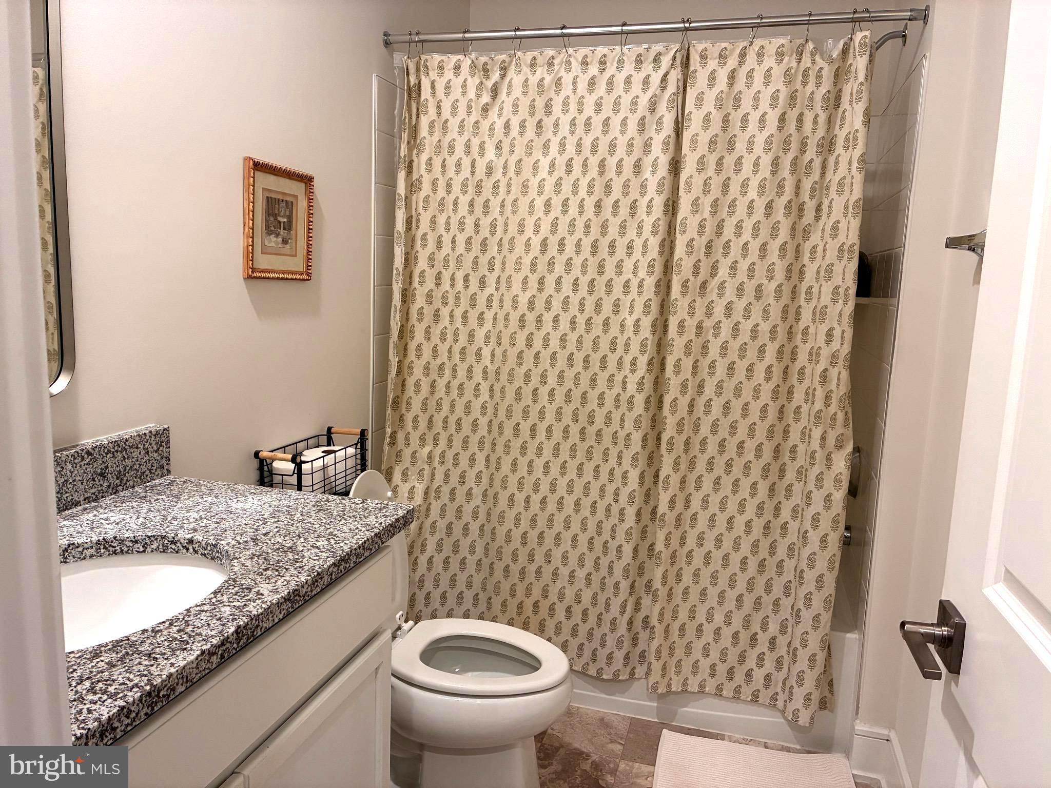 GOOSE CREEK VILLAGE - Residential