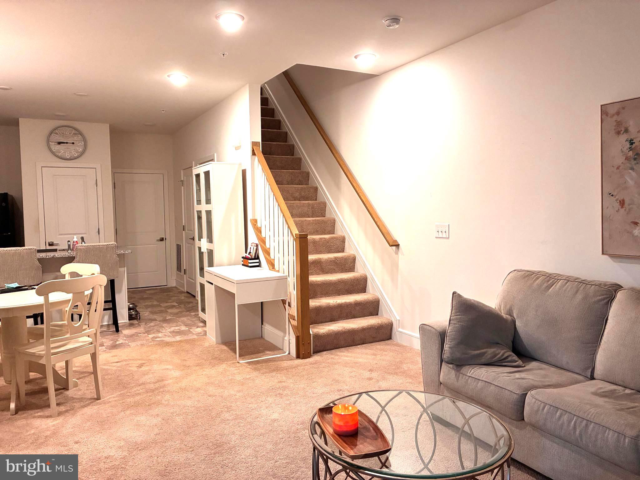 GOOSE CREEK VILLAGE - Residential