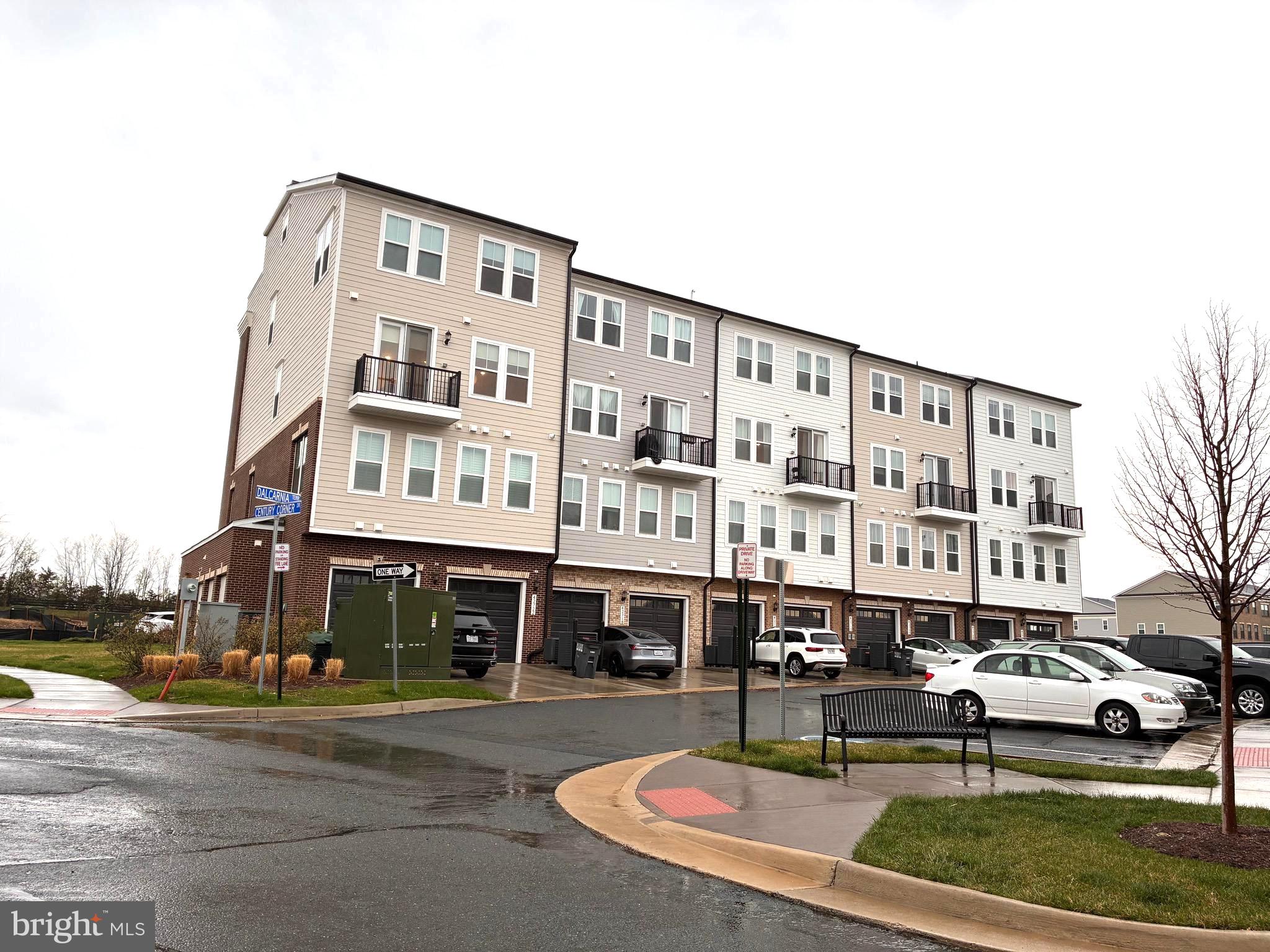 GOOSE CREEK VILLAGE - Residential