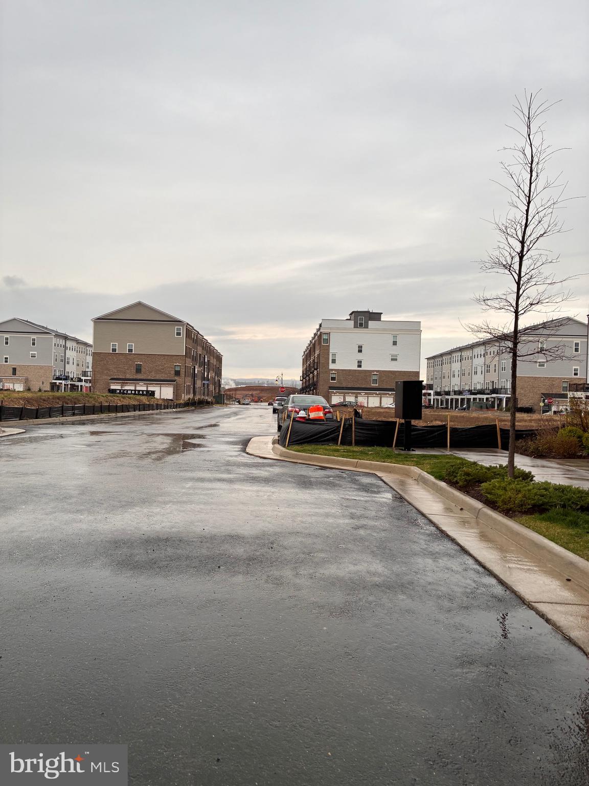 GOOSE CREEK VILLAGE - Residential