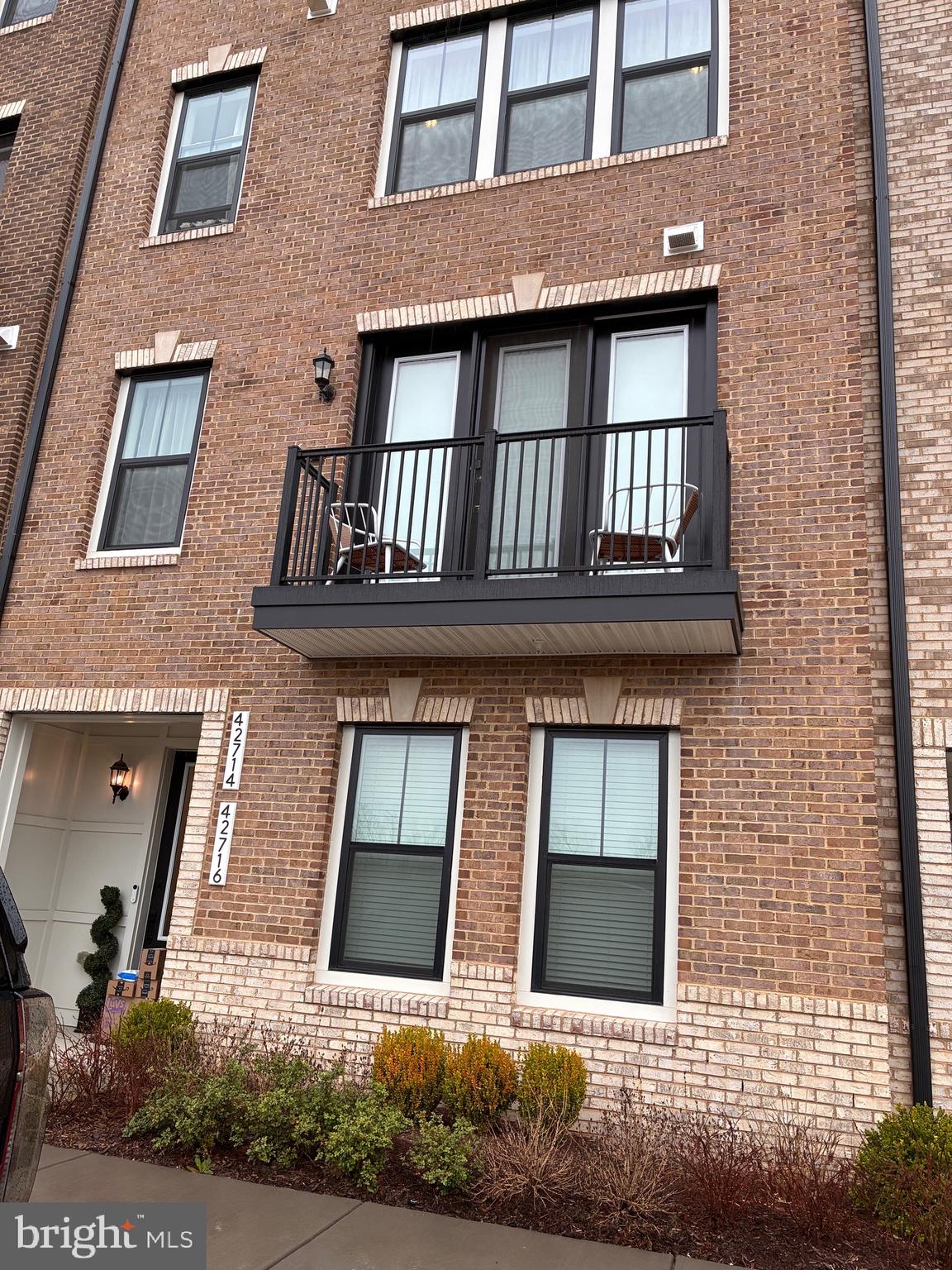 GOOSE CREEK VILLAGE - Residential