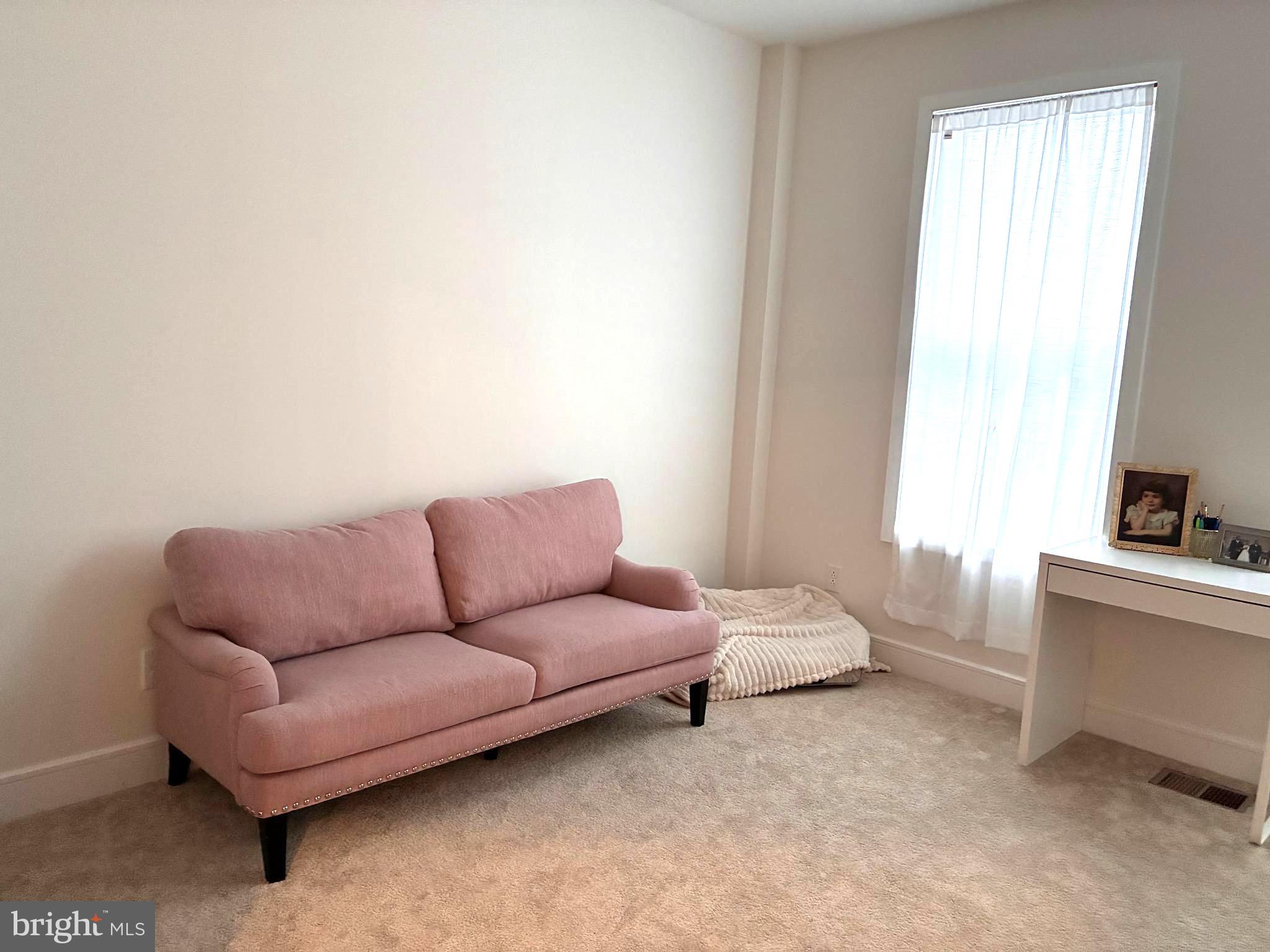 GOOSE CREEK VILLAGE - Residential