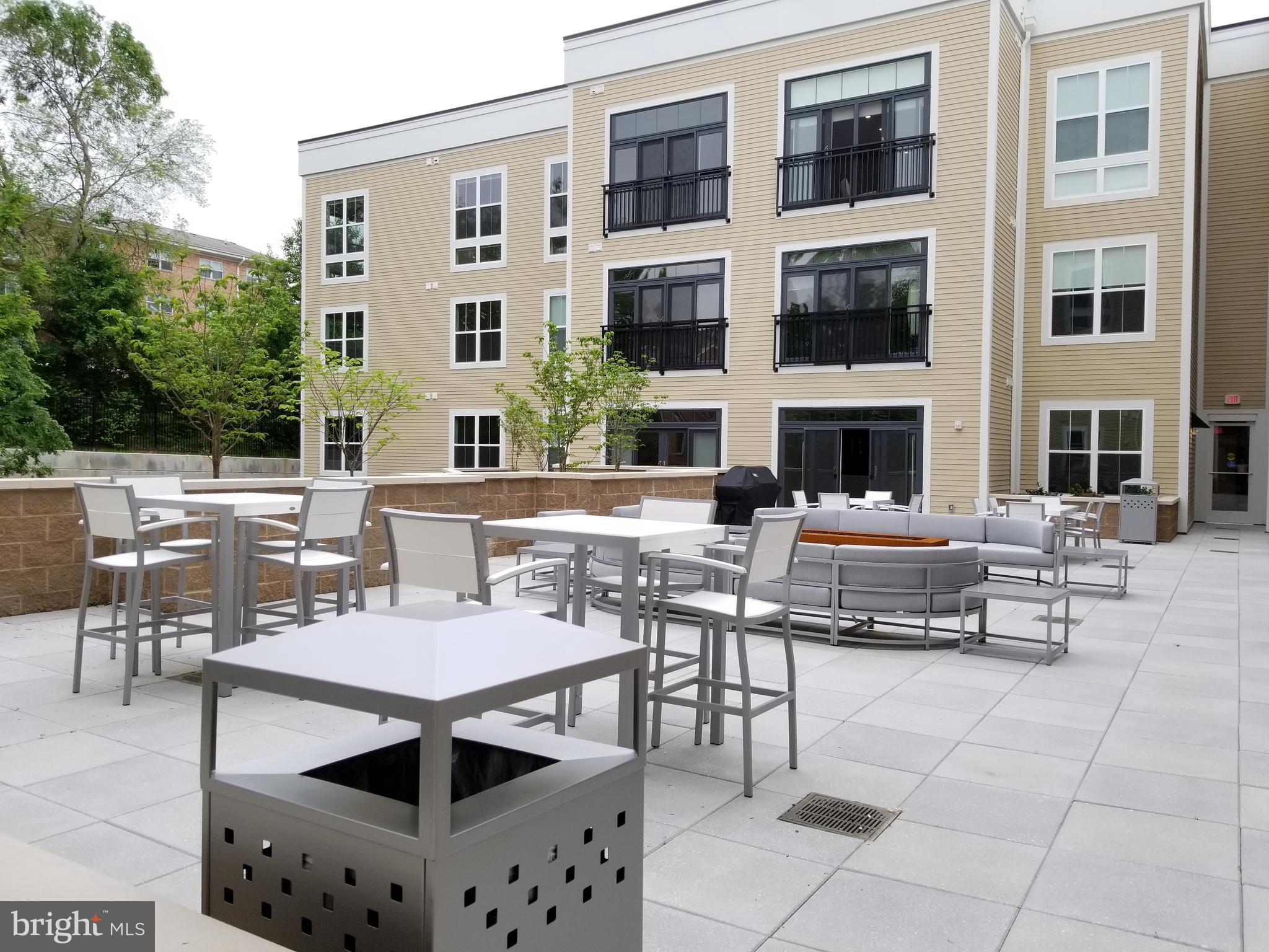 TRAFALGAR FLATS - Residential Lease